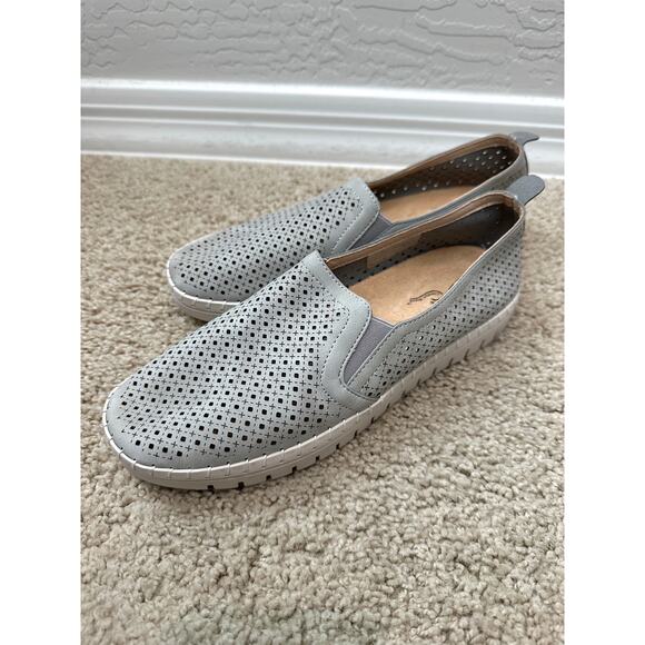 EASY STREET | Gray Athleisure Fresh Slip On Sneakers | Women’s 6.5 - Picture 2 of 7